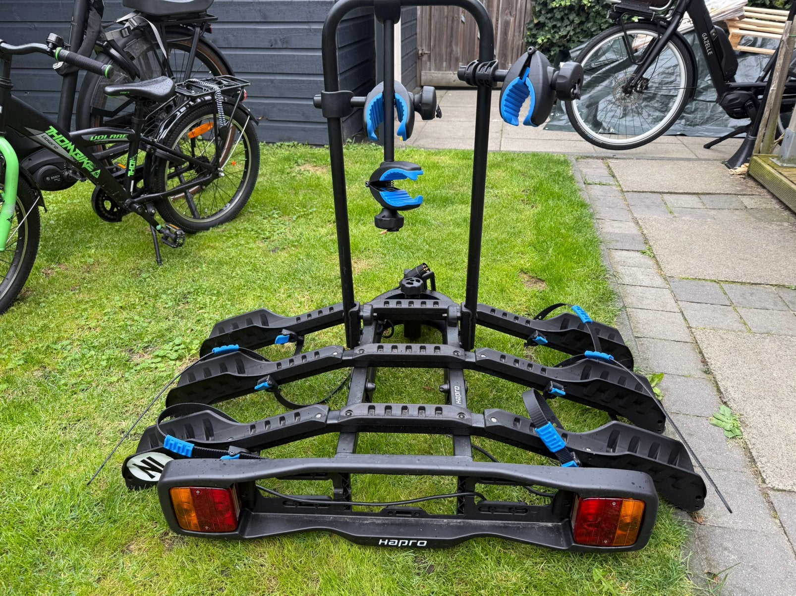 Hapro Atlas Active III, Ophalen, 3 fietsen of meer, Zo goed als nieuw, Trekhaakdrager
