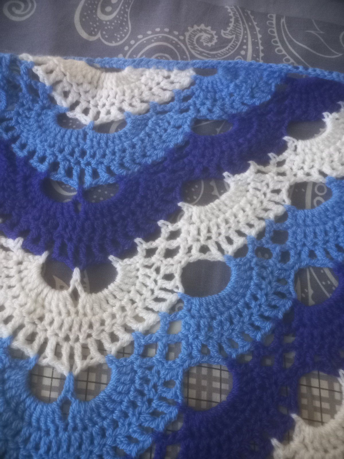 Gehaakte omslagdoek. Nieuw., Handgemaakt, Ophalen of Verzenden, Nieuw