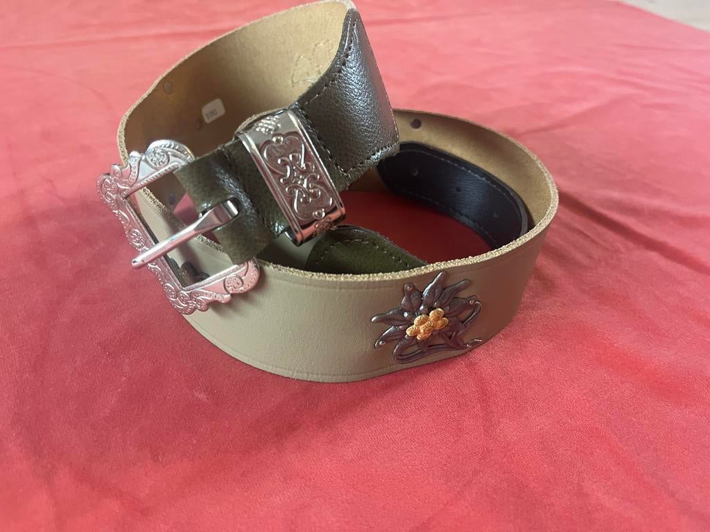 Prachtige Zwitserse riem- leer met zilveren Edelweiss-100 cm, Ophalen of Verzenden, Zo goed als nieuw, Zwart, 90 tot 100 cm
