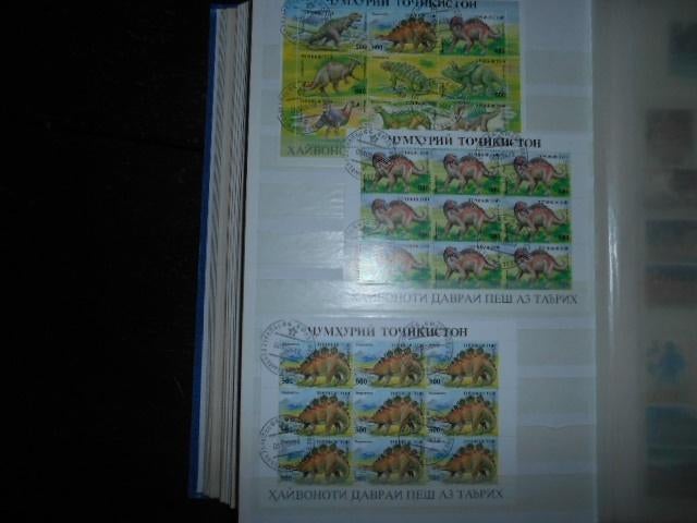 Kavel dinosaurussen 9 blokken  CCCP zie de scans, Ophalen of Verzenden, Dier of Natuur