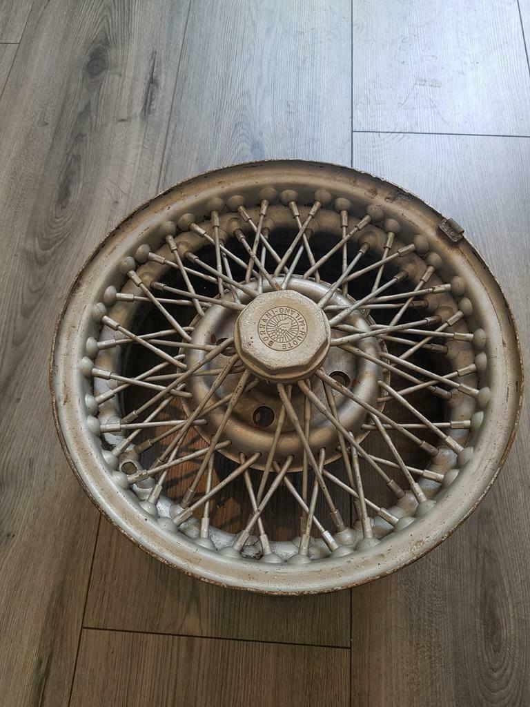 Ruote Borrani Milano Velgen, Ophalen, Velg(en)