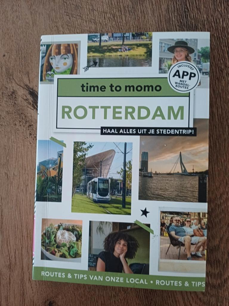 Time to Momo - Rotterdam (Reisgids Rotterdam), Boeken, Overige merken, Time to Momo, Ophalen of Verzenden, Zo goed als nieuw