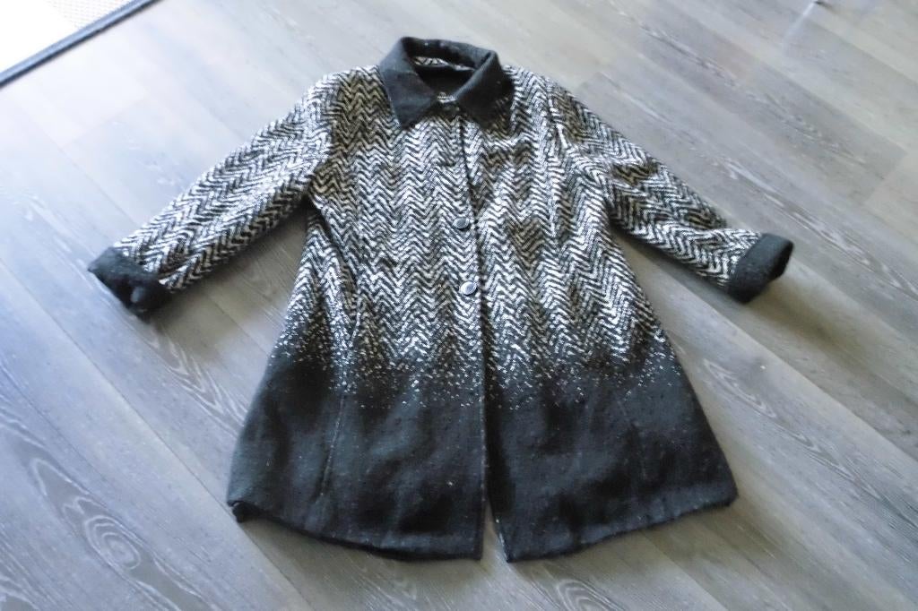 dames jas maat 46, Ophalen of Verzenden, Gedragen, Maat 46/48 (XL) of groter, Zwart