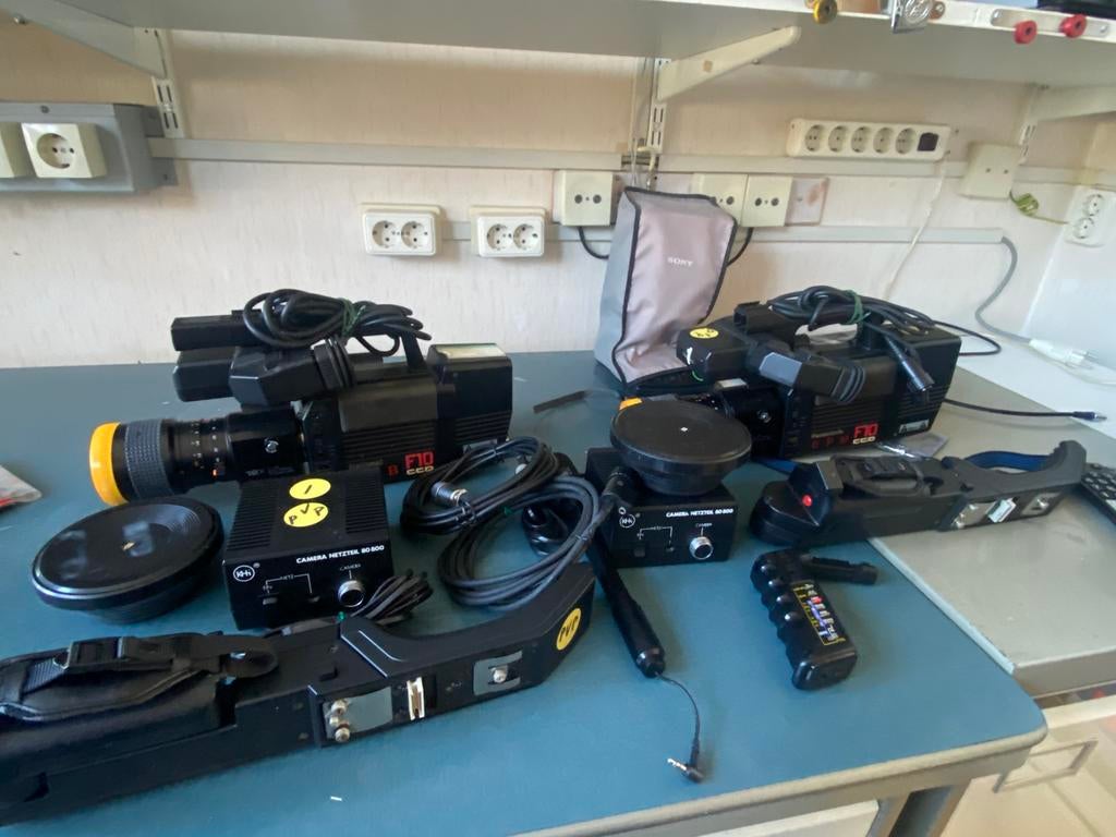 Video camera’s en lampen, Ophalen of Verzenden