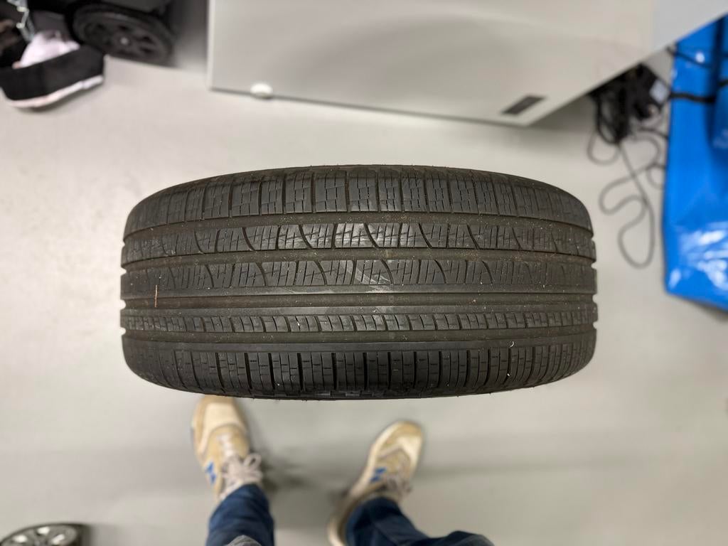 245/45 R20 Band, Auto-onderdelen, Ophalen, All Season, Band(en), Personenwagen