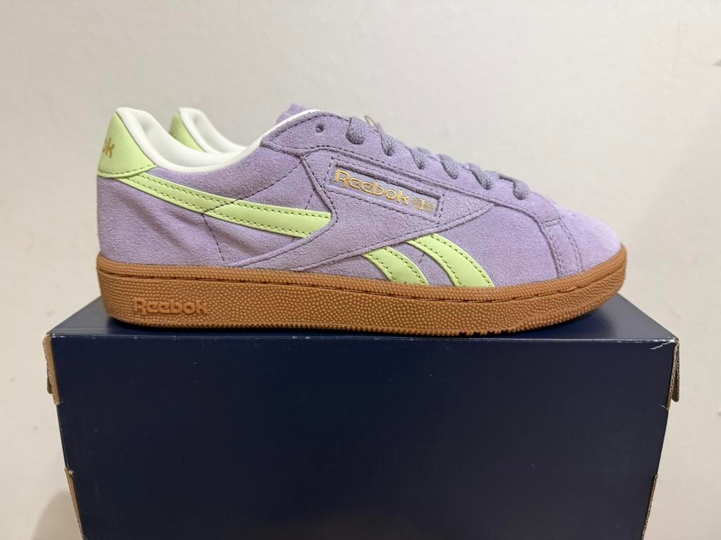 Te koop nieuwe Reebok Club C Gronds UK, Postlaan 3, Nieuw, Ophalen of Verzenden, Sneakers of Gympen