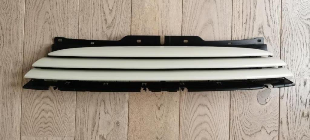 BMW Mini R55 R56 R57 51112751289 gril voorzijde Pepper White, Ophalen of Verzenden, Nieuw, Mini