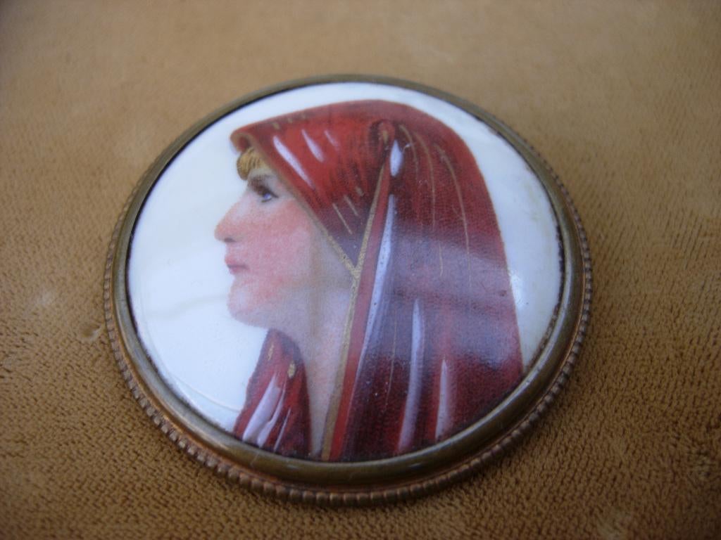 PORSELEINE BROCHE LIMOGES, Sieraden, Tassen en Uiterlijk, Antieke sieraden, Verzenden, Overige materialen, Broche