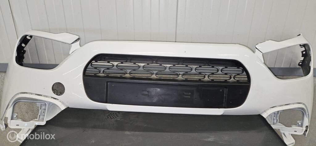 Voorbumper Citroën C3 III 2021- 03225, Gebruikt, Voor, Ophalen of Verzenden, Bumper