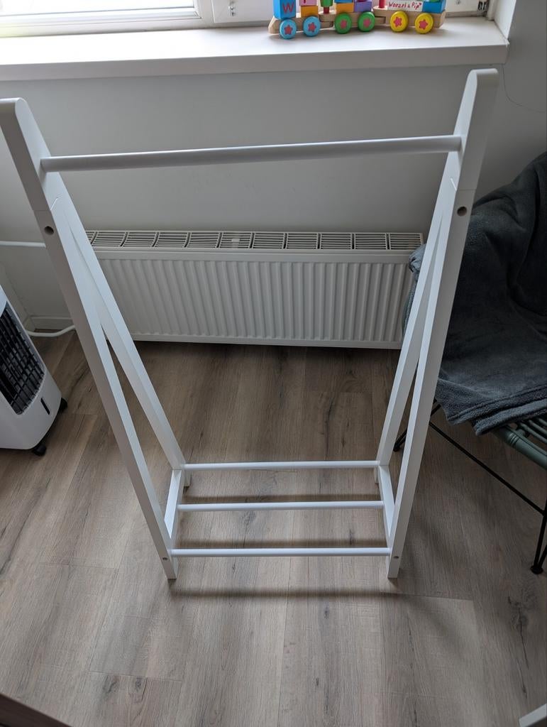 Kledingrek voor baby/peuter. Nieuw, Ophalen, Nieuw