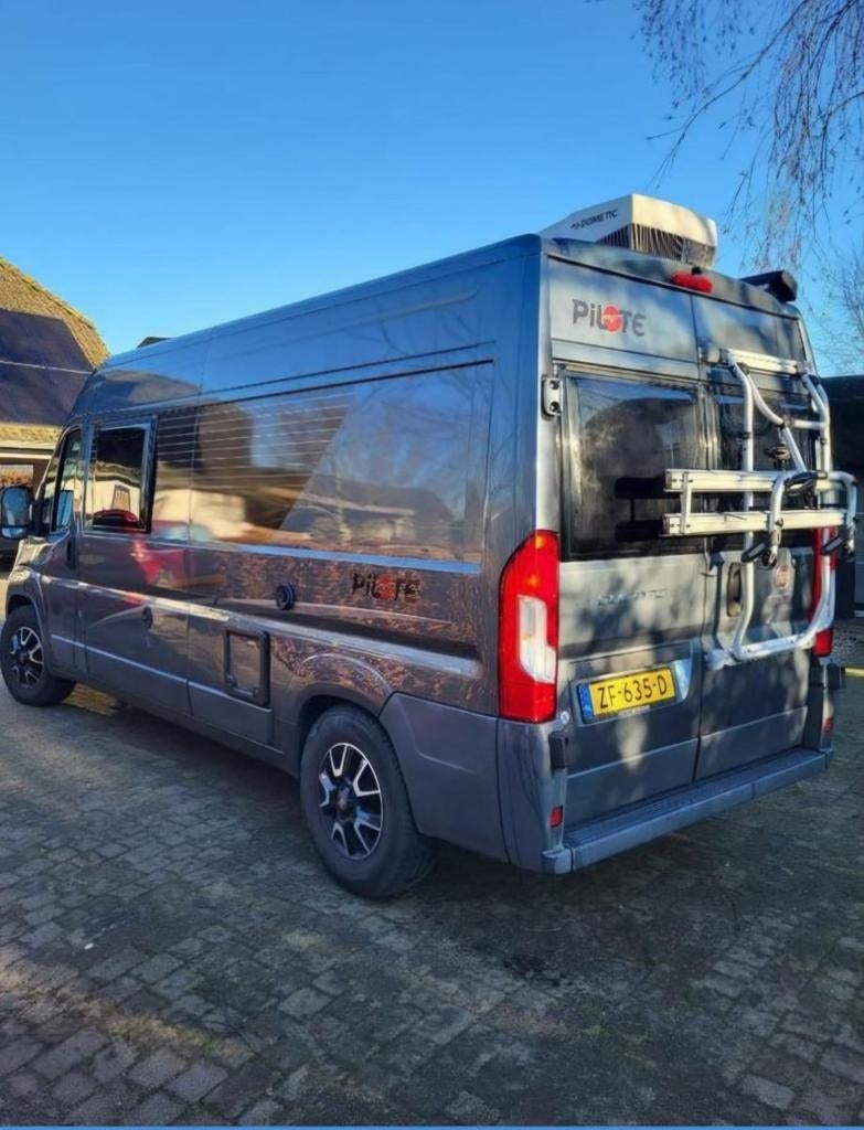 Pilote Bus Camper 2017 Automaat 620 - Luxe & Off-grid klaar!, Caravans en Kamperen, Campers, Particulier, Half-integraal