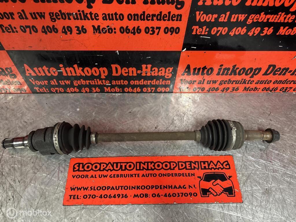 Toyota Aygo C1 107 ('05-'14) 1.0 12V Aandrijfas Links, Auto-onderdelen, Gebruikt, Toyota, Ophalen of Verzenden, Toyota