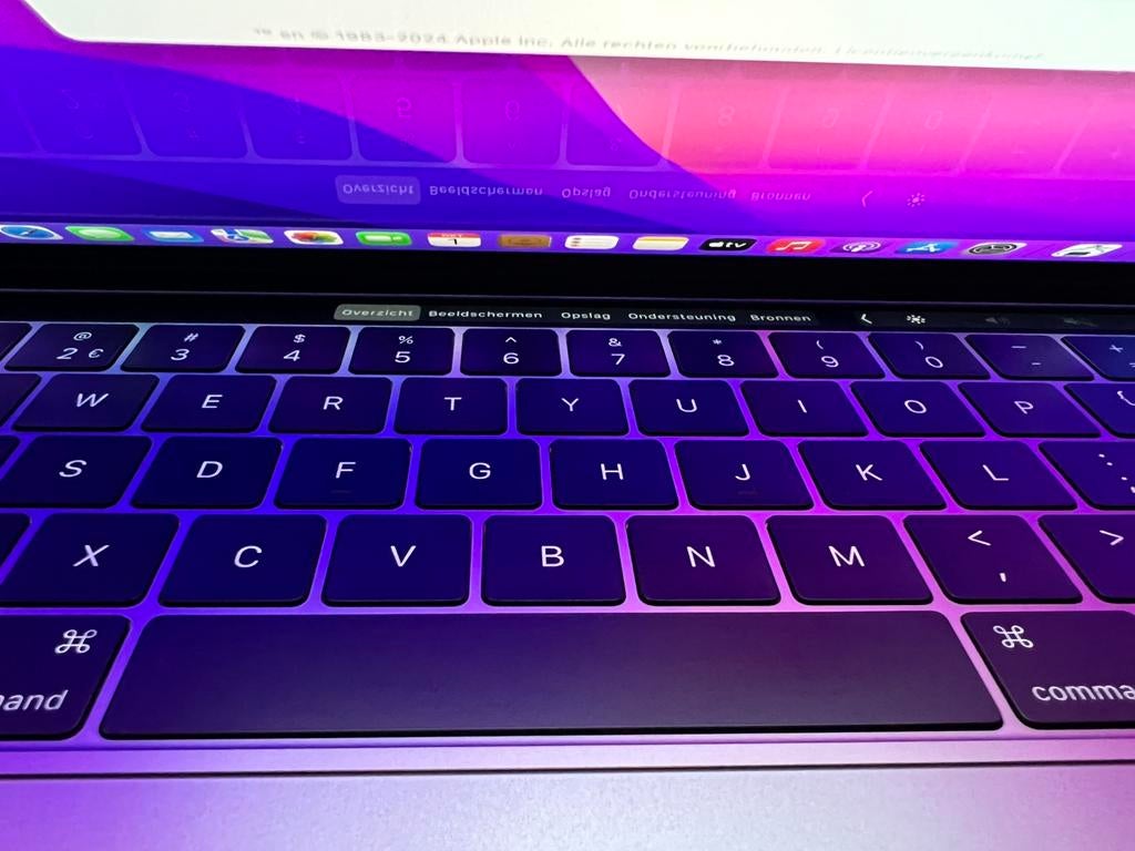Macbook Pro 13-inch 2016 - 251GB - Scherm werkt niet lekker, Computers en Software, Apple Macbooks, MacBook Pro, 256 GB, 2 tot 3 Ghz
