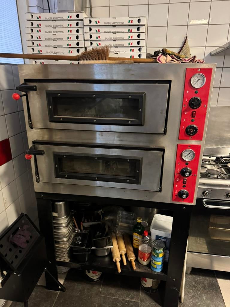 Professionele GGF pizzaoven, Ophalen of Verzenden, Zo goed als nieuw, 60 cm of meer, Minder dan 45 cm