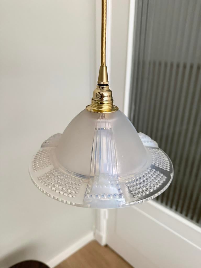 Art Deco Holophane lamp, Huis en Inrichting, Lampen | Hanglampen, Ophalen of Verzenden, Zo goed als nieuw, Glas, Minder dan 50 cm