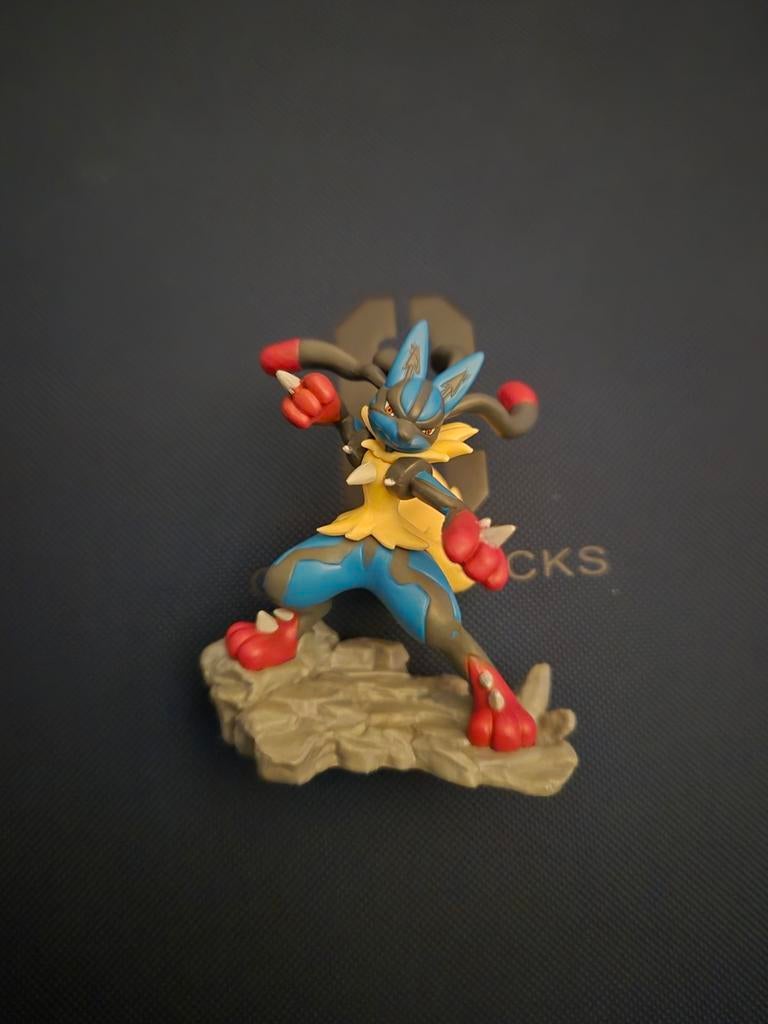 Mega lucario action figure, Verzenden, Zo goed als nieuw