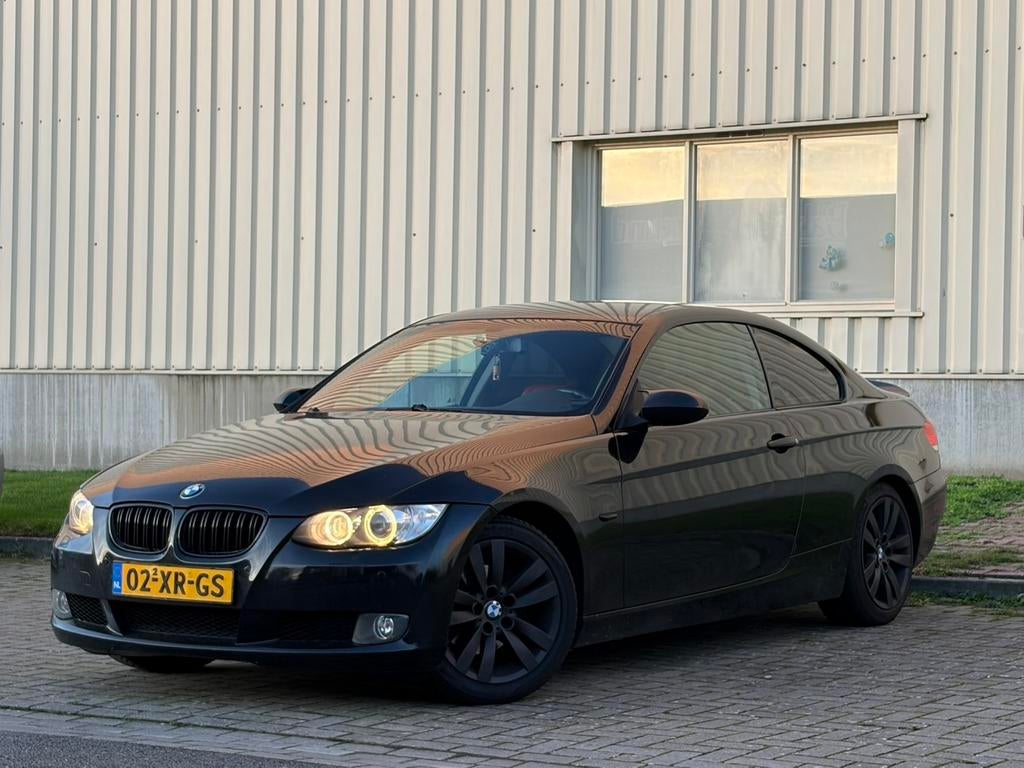BMW 320I E92 ZWART, Auto's, Achterwielaandrijving, 1995 cc, 4 cilinders, Zwart