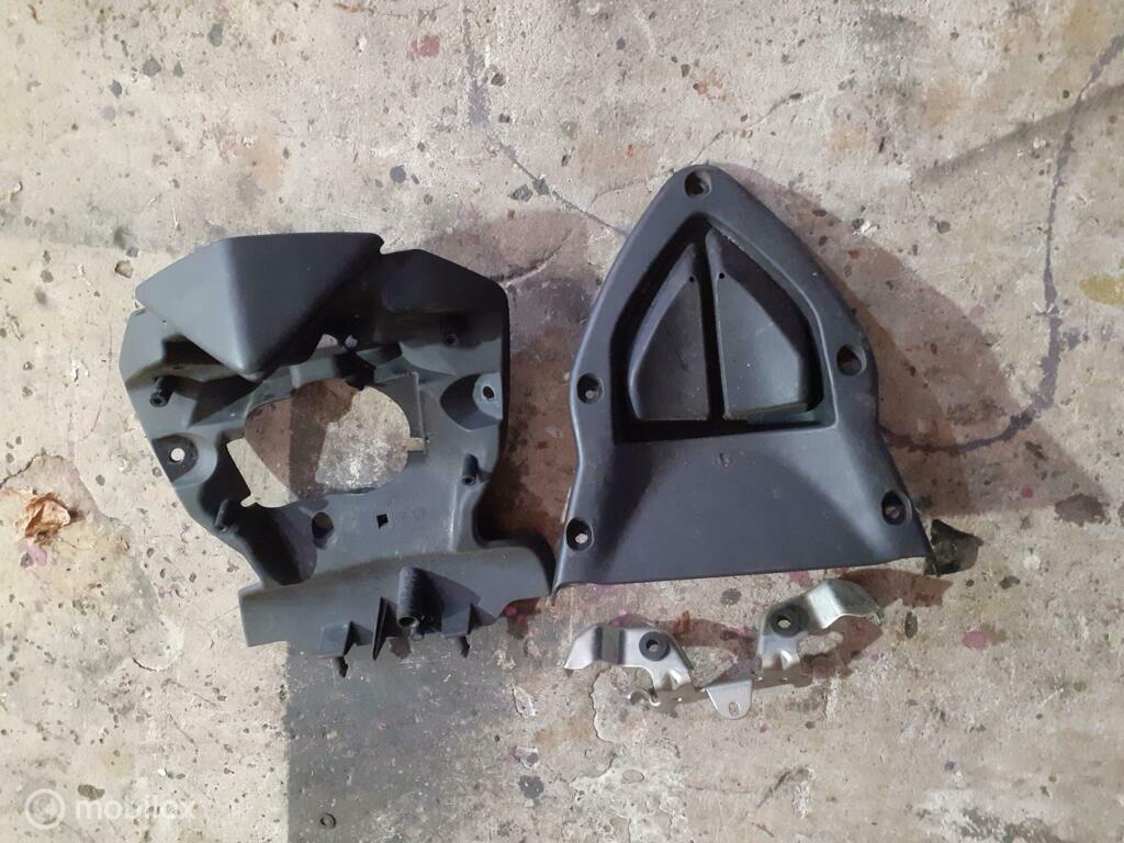 Koplamphouder kap onder neus houder Hypermotard 796 1100, Ophalen of Verzenden, Gebruikt