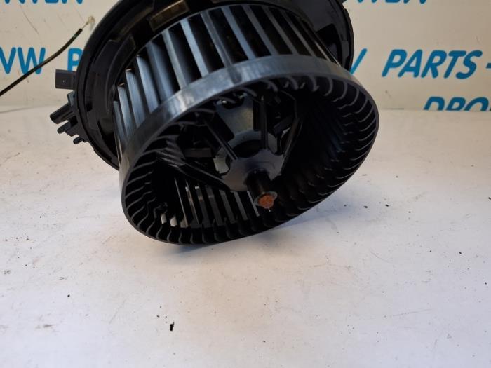 Kachel Ventilatiemotor van een Volkswagen Crafter, Gebruikt, -, -, -