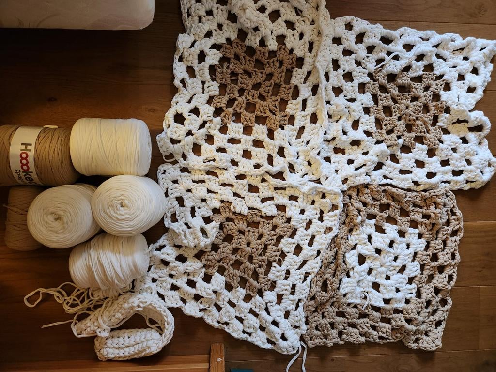 Hoooked haakgaren wit beige/zand kleur, Ophalen of Verzenden, Breien of Haken, Wol of Garen