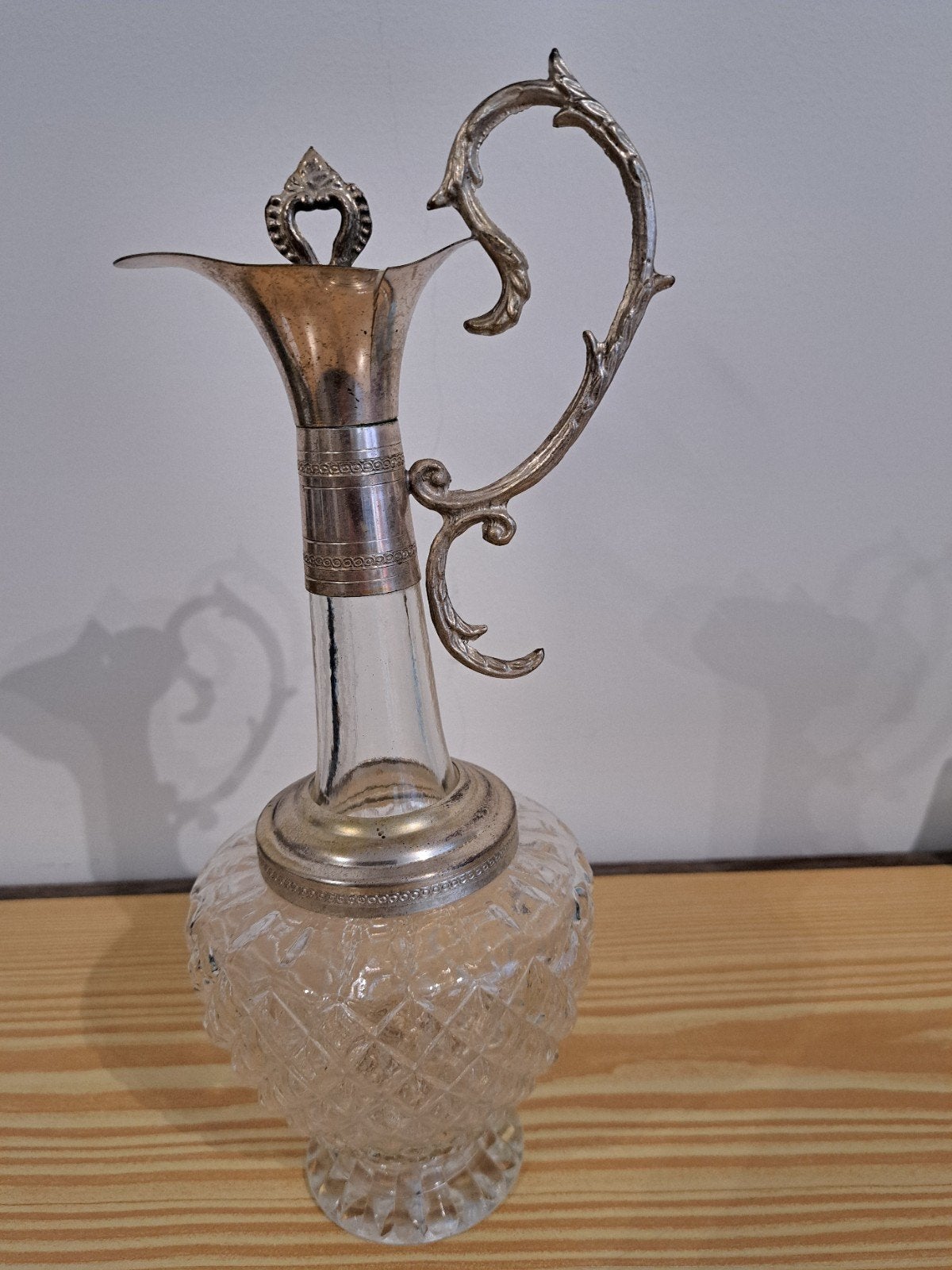 Antieke karaf met zilverkleurige details en kurk, Ophalen of Verzenden