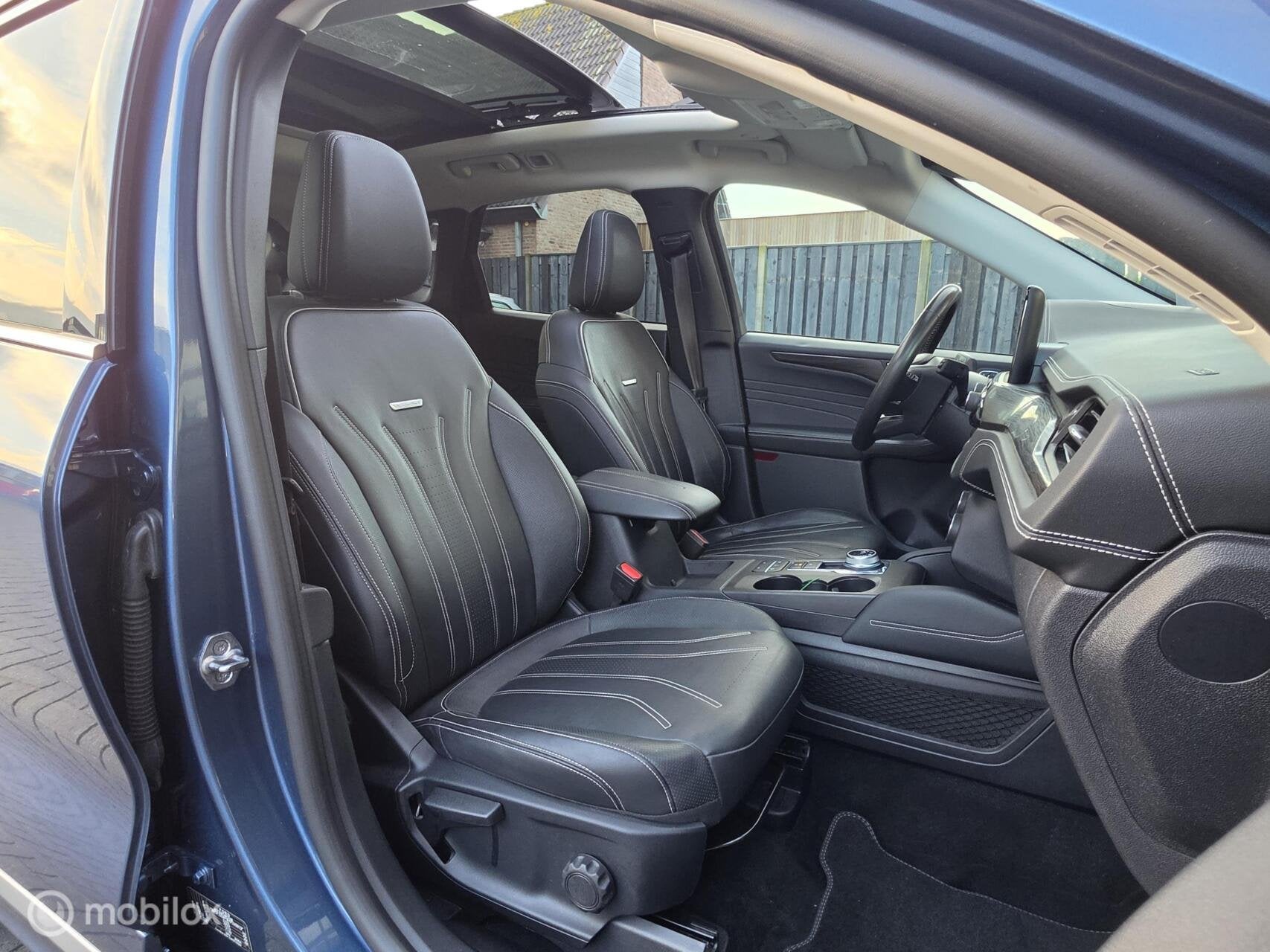 FORD KUGA 2.5 PHEV VIGNALE PANO ACC HUD CAMERA LEER TREKHAAK, Auto's, Gebruikt, 4 cilinders, Blauw, Hybride Elektrisch/Benzine