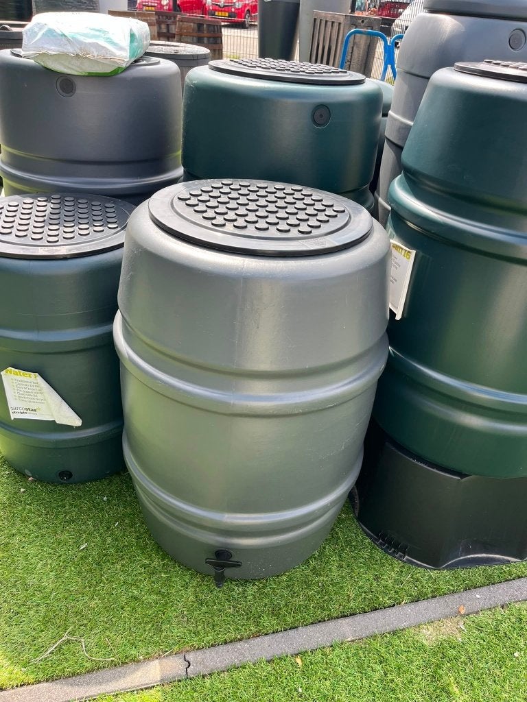 OPRUIMING - Harcostar Regenton Antraciet 168L met kraantje, Tuin en Terras, Regentonnen, Ophalen, Kunststof, Gebruikt, Met kraantje