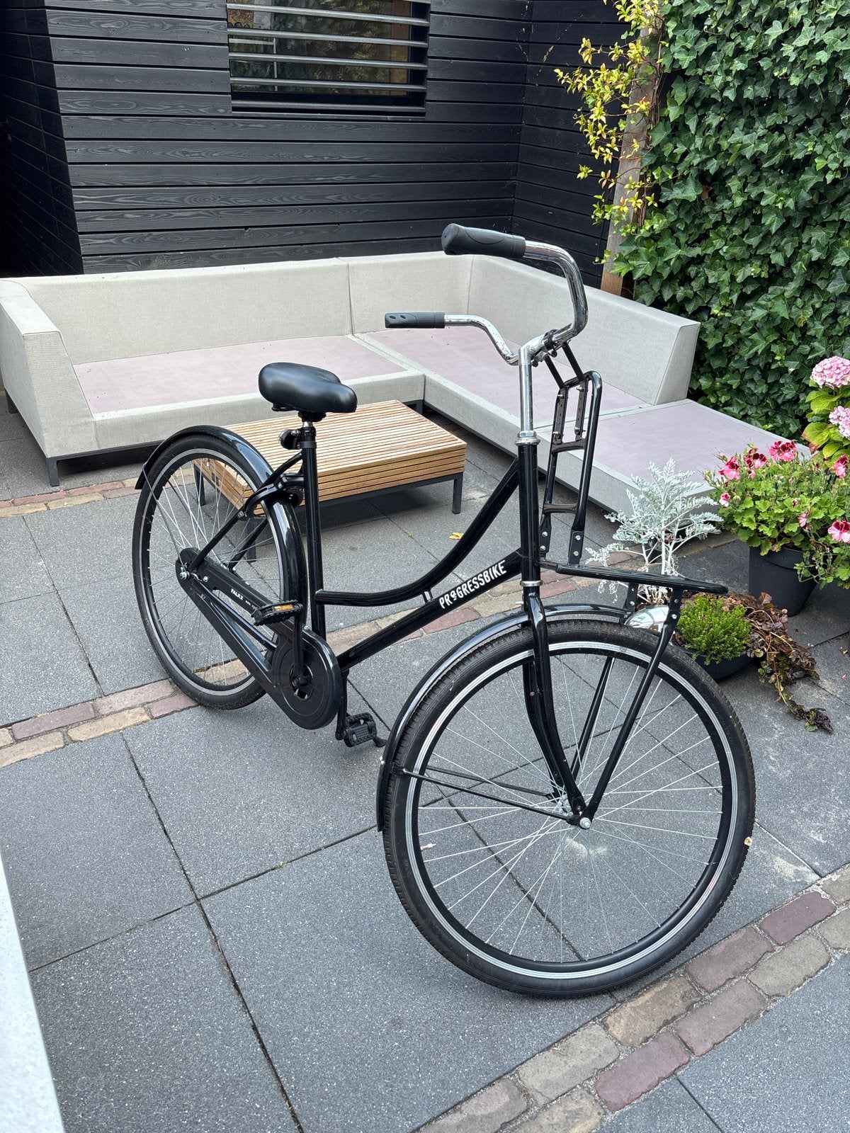 Zwarte omafiets met voordrager - amper gebruikt, Terugtraprem, 53 tot 56 cm, Versnellingen, Zo goed als nieuw