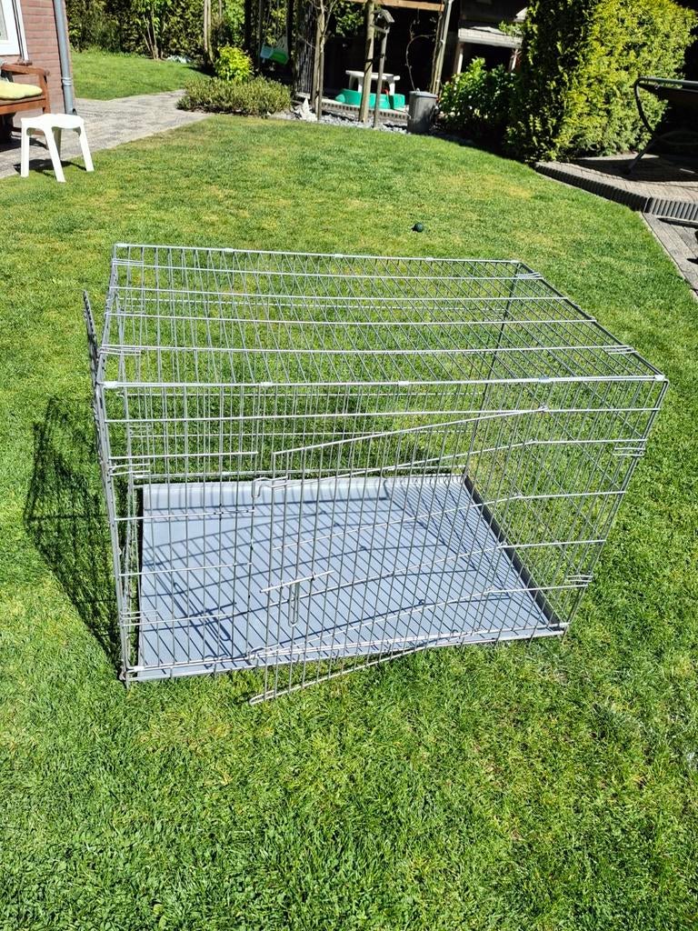 Nette grote honden bench, Ophalen, Zo goed als nieuw, 75 tot 110 cm, 65 tot 100 cm