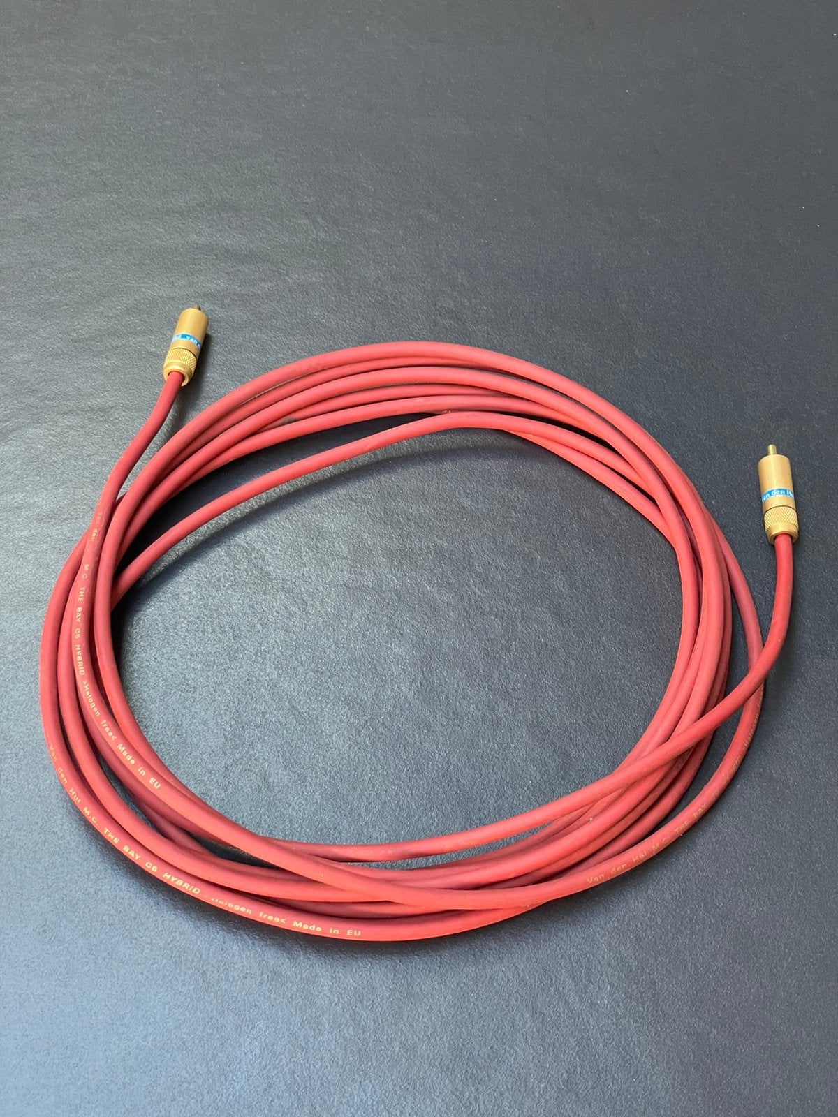 5.0m Van den Hul The Bay C5 subwoofer interlink RCA, Ophalen of Verzenden, Zo goed als nieuw, 5 tot 10 meter, Interlink-kabel