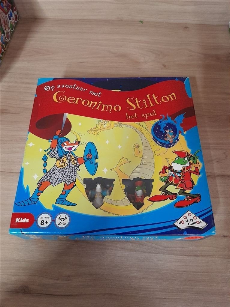 geronimo stilton het spel - s4962, Hobby en Vrije tijd, Gezelschapsspellen | Bordspellen, Verzenden, Zo goed als nieuw