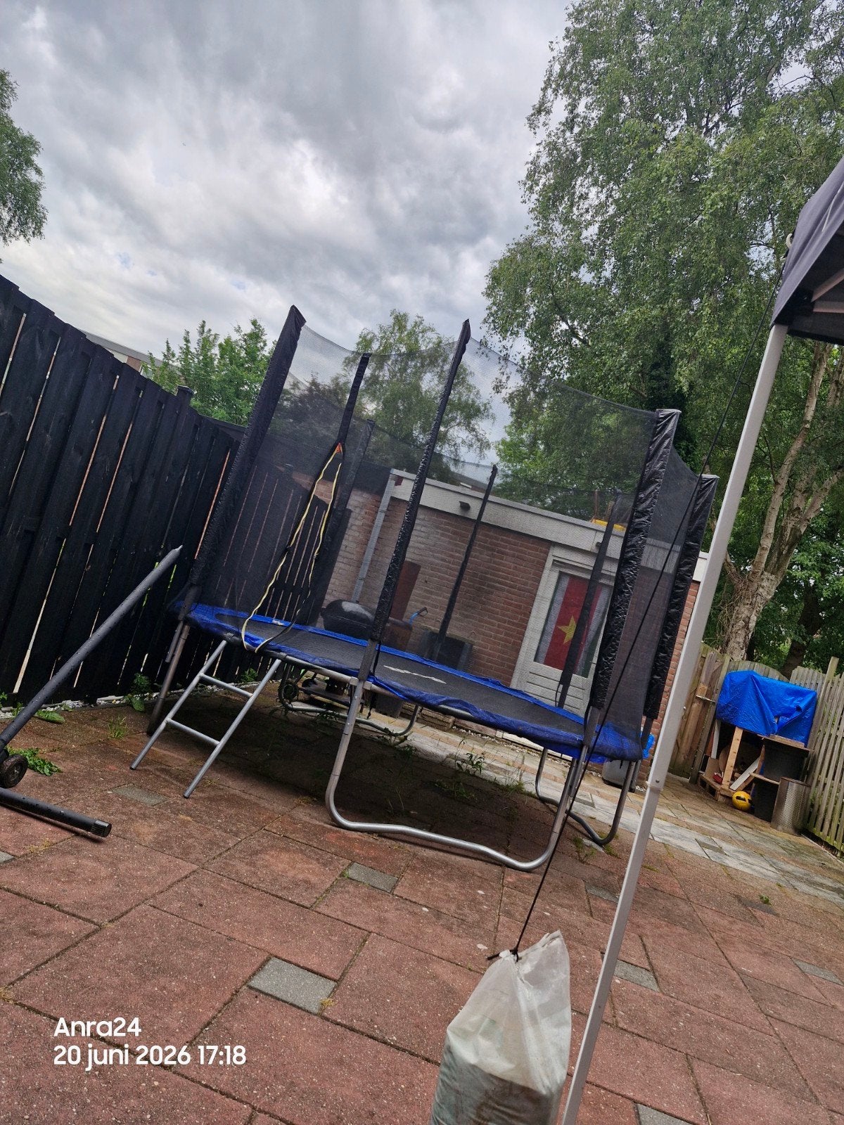 Trampoline met veiligheidsnet - 295 cm breed, Ophalen, Gebruikt