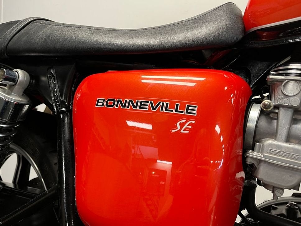 Triumph BONNEVILLE SE (bj 2012), 2 cilinders, Bedrijf, Onbekend, Meer dan 35 kW