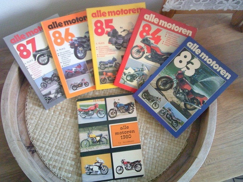 Grote Alken alle motoren jaaroverzichten 6 pockets, Boeken, Ophalen of Verzenden, Gelezen, Algemeen