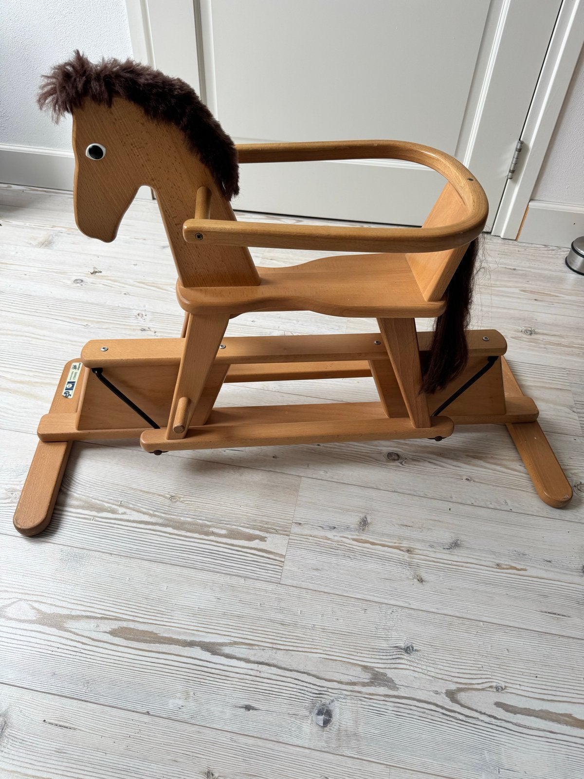 Geuther Swingly Houten Schommelpaard voor Kinderen, Ophalen, Zo goed als nieuw, Rij- of Hobbelspeelgoed