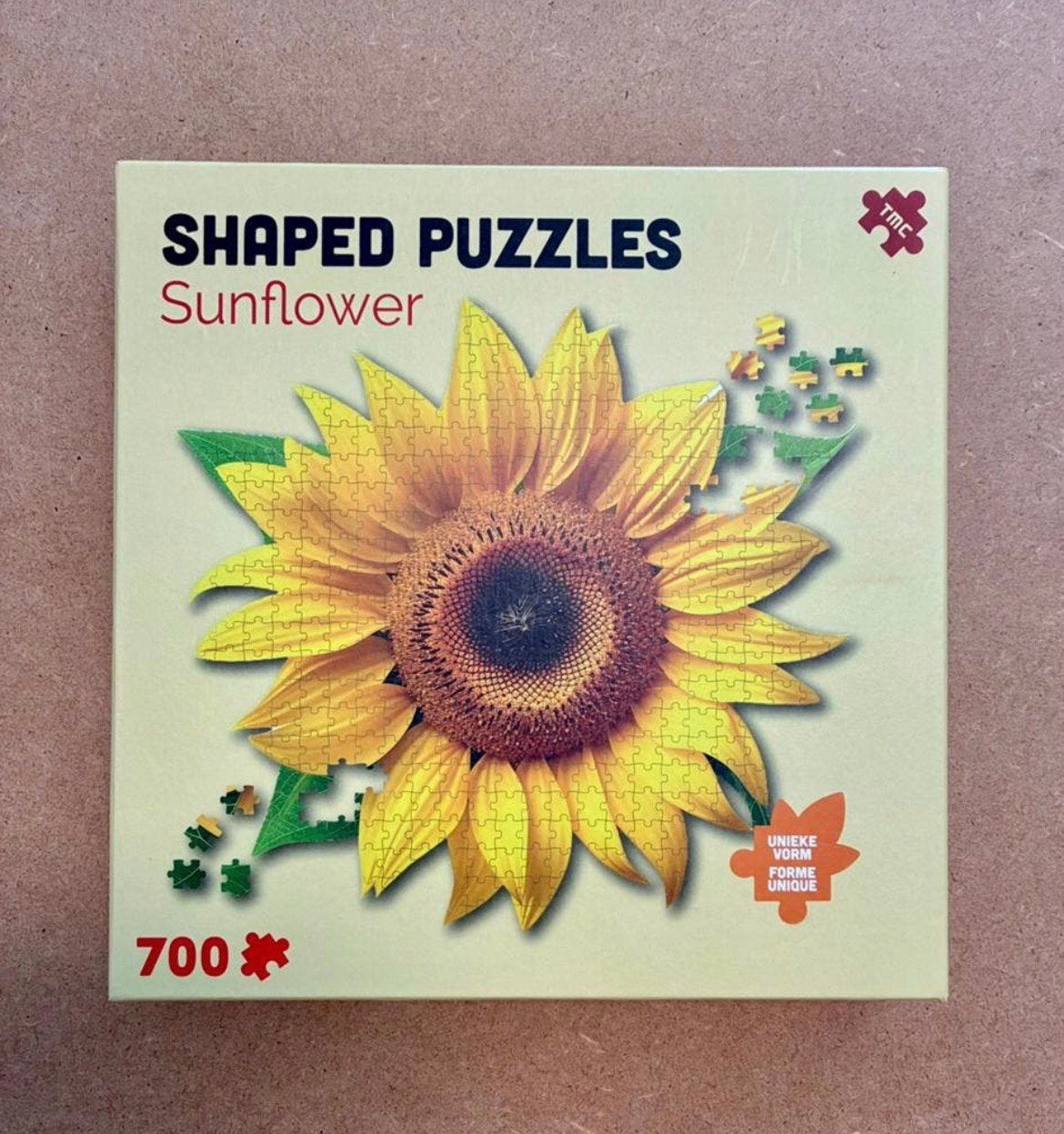 Shaped puzzel, 700 stukjes, Zonnebloem, Ophalen of Verzenden, 500 t/m 1500 stukjes, Zo goed als nieuw