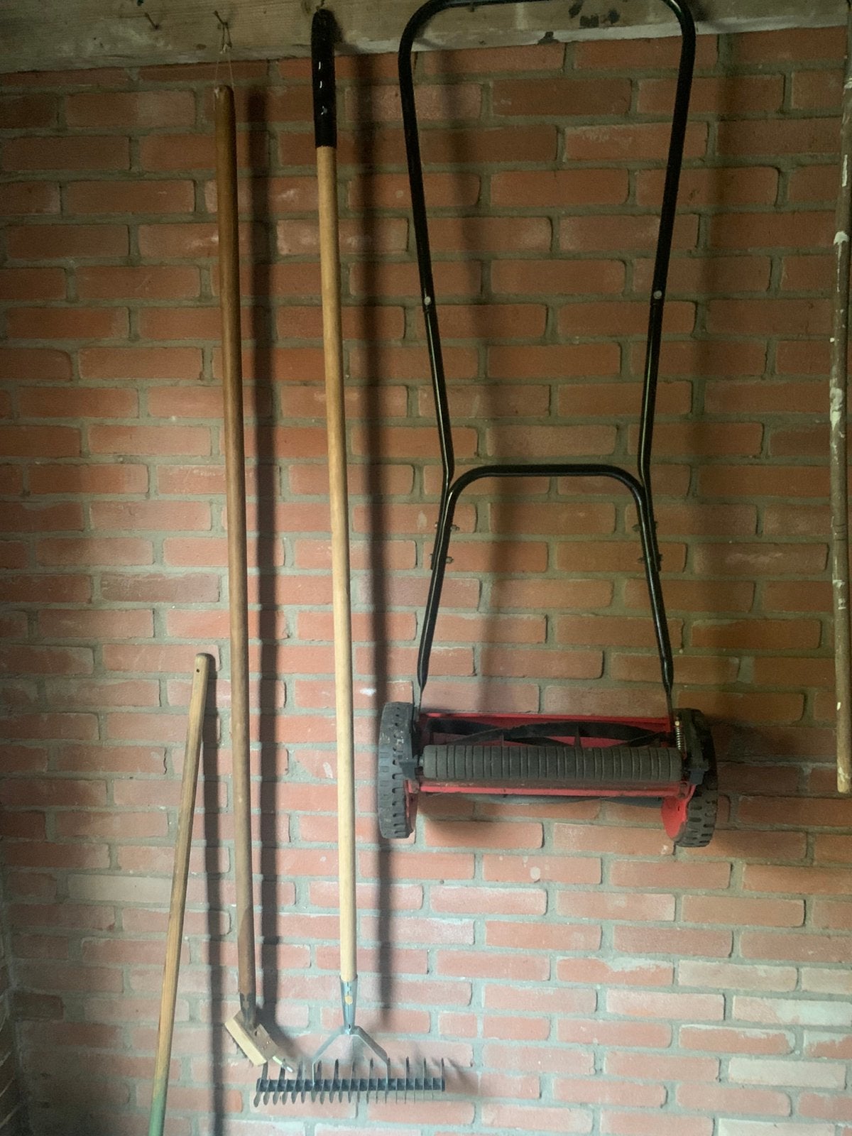 Set van hand Grasmaaier, verticuteerhark en onkruidstok, Kooimesmaaier, Ophalen, Gebruikt, Handgrasmaaier