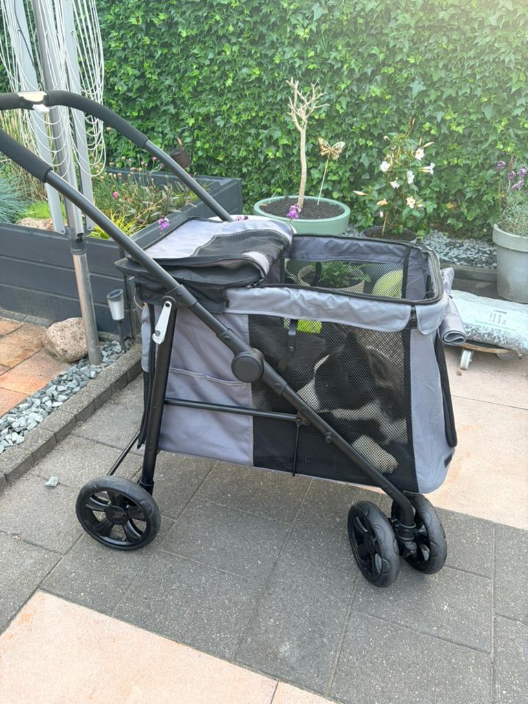 In zeer goede staat honden buggy, Dieren en Toebehoren, Ophalen, Zo goed als nieuw