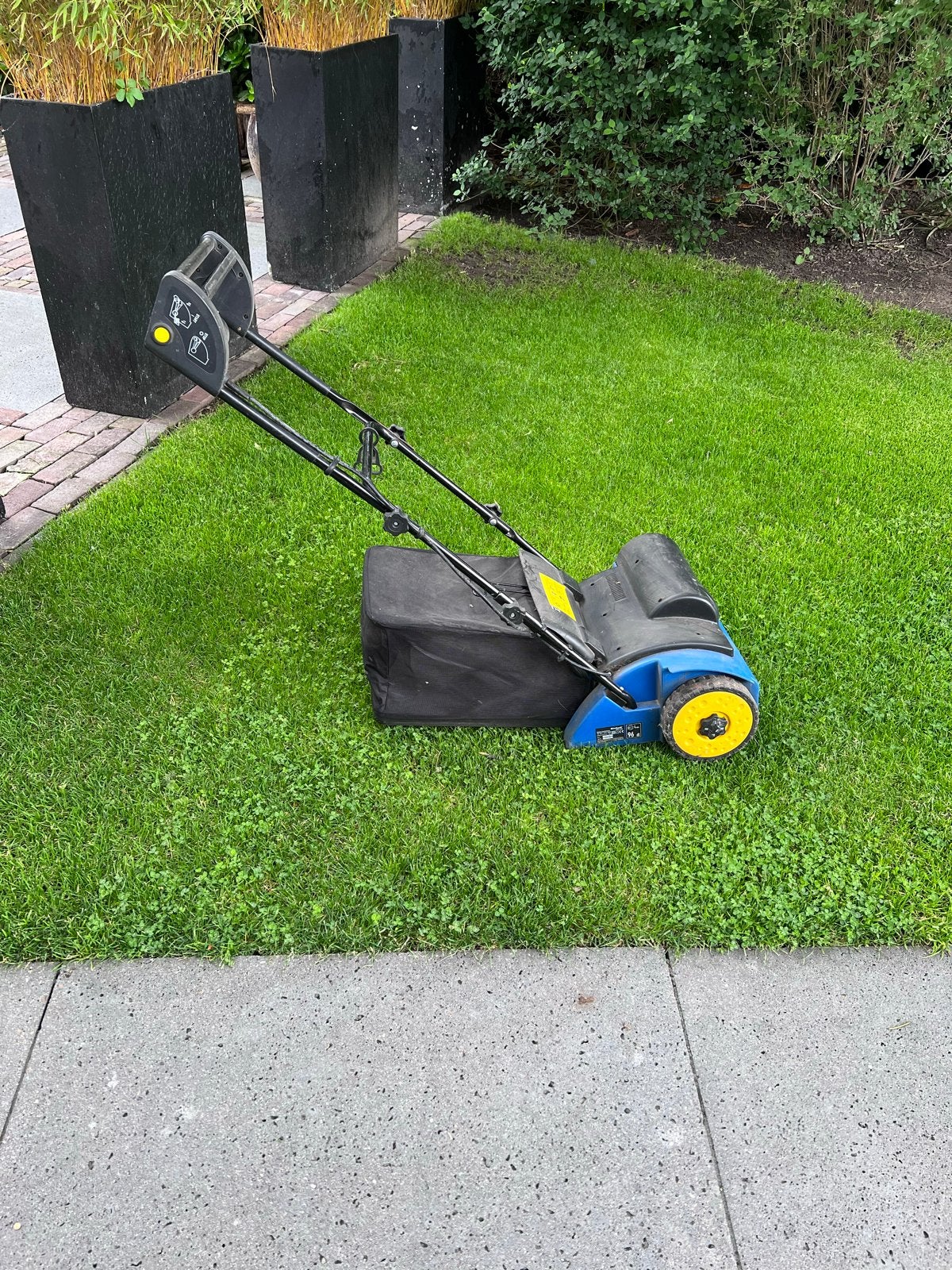 Einhell EVK 1200 Elektrische Verticuteermachine, Tuin en Terras, Verticuteermachines, Ophalen, Gebruikt, Elektrisch
