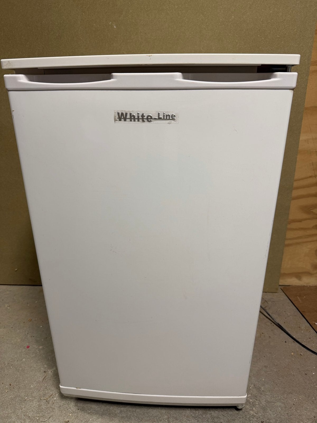 White-Line vriezer - compact en functioneel, Witgoed en Apparatuur, Vriezers en Diepvrieskisten, Gebruikt, Minder dan 60 cm, Ophalen of Verzenden
