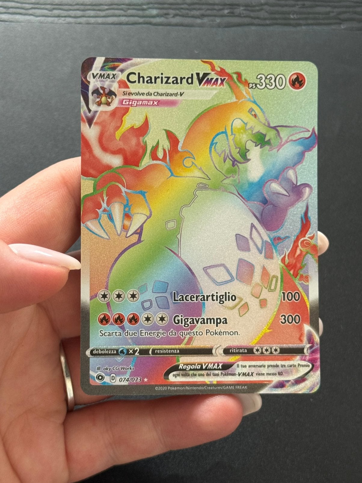 🌈 Charizard Vmax 074 🌈, Ophalen of Verzenden, Zo goed als nieuw