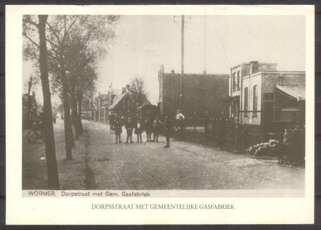 Wormer - Dorpstraat met Gemeentelijke Gasfabriek, Verzamelen, Verzenden, 1980 tot heden, Ongelopen, Noord-Holland