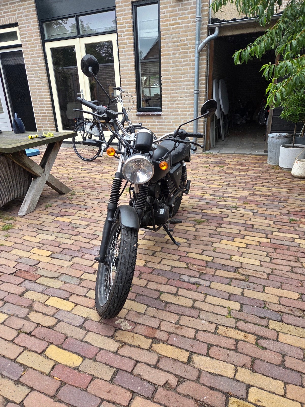 Hanway RAW50 - Mooie zwarte 50cc schakelbrommer, Ophalen