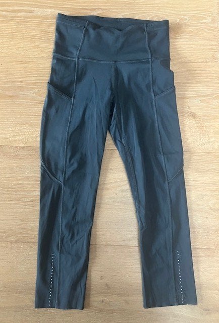 Mooie sportbroek Lululemon maat 32 / XXS, Kleding | Dames, Zwart, Ophalen of Verzenden, Zo goed als nieuw, Maat 34 (XS) of kleiner