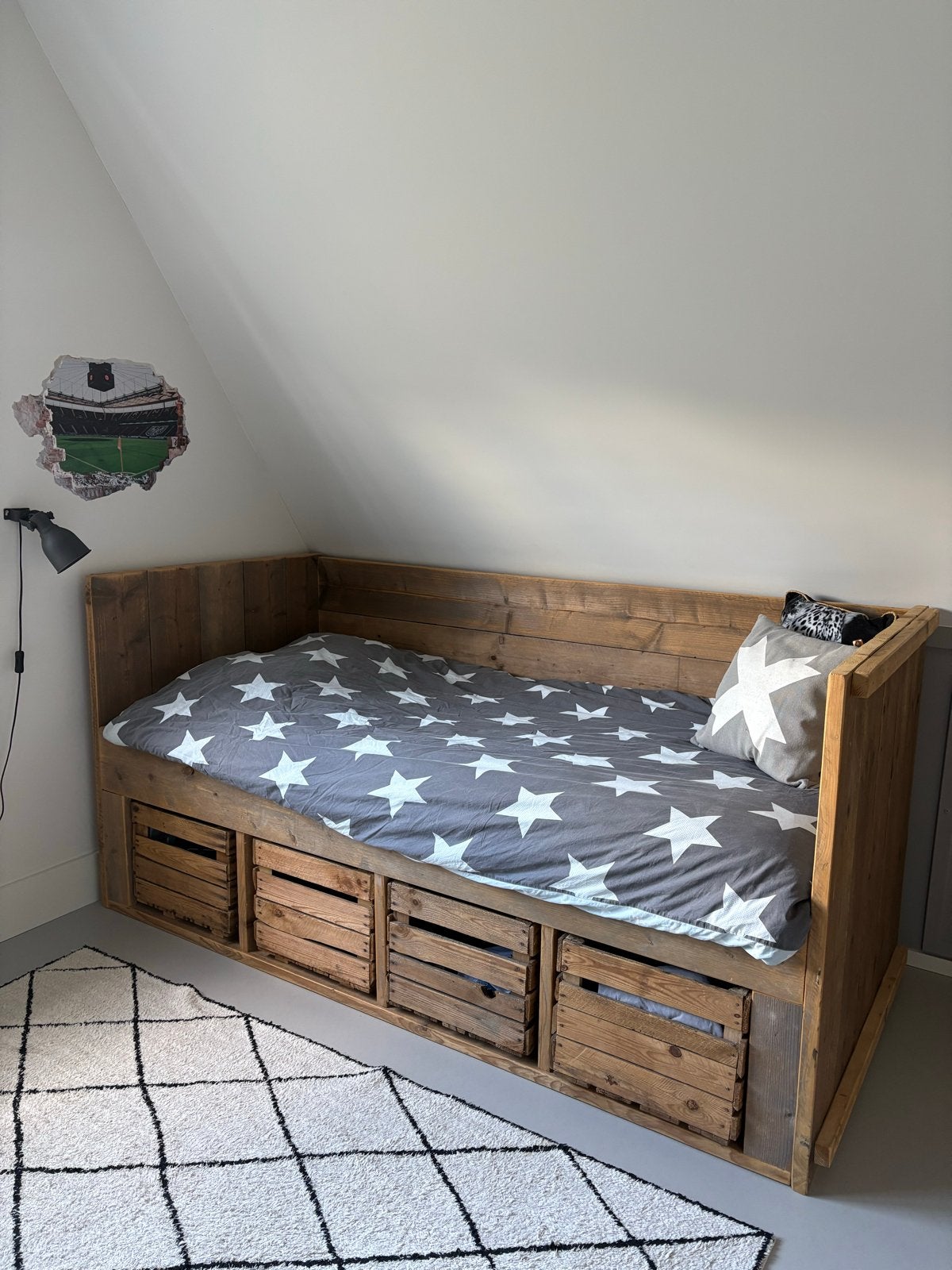 Steigerhouten bed met opbergruimte - Eenpersoons, Gebruikt, Eenpersoons, Bruin, Steigerhout