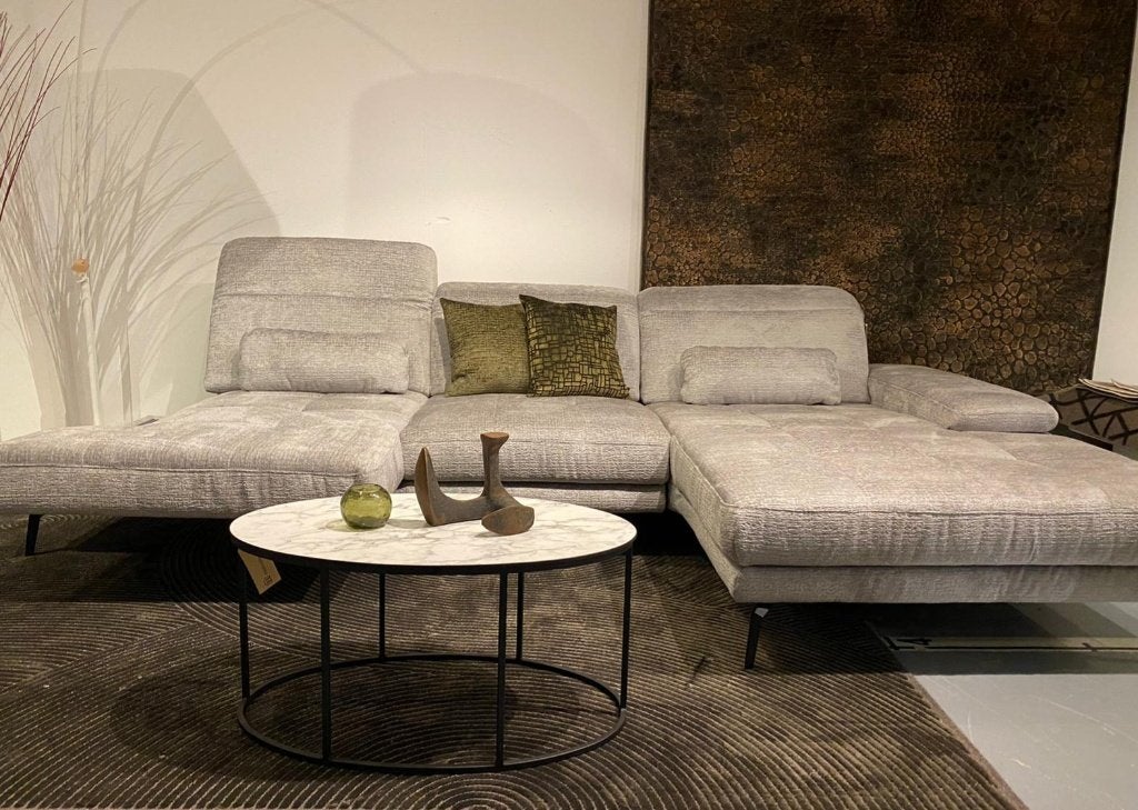 Grace hoekbank in Fusion Silver nu eenmalig voor €1749,-, Ophalen, Nieuw, Vierpersoons of meer, Stof