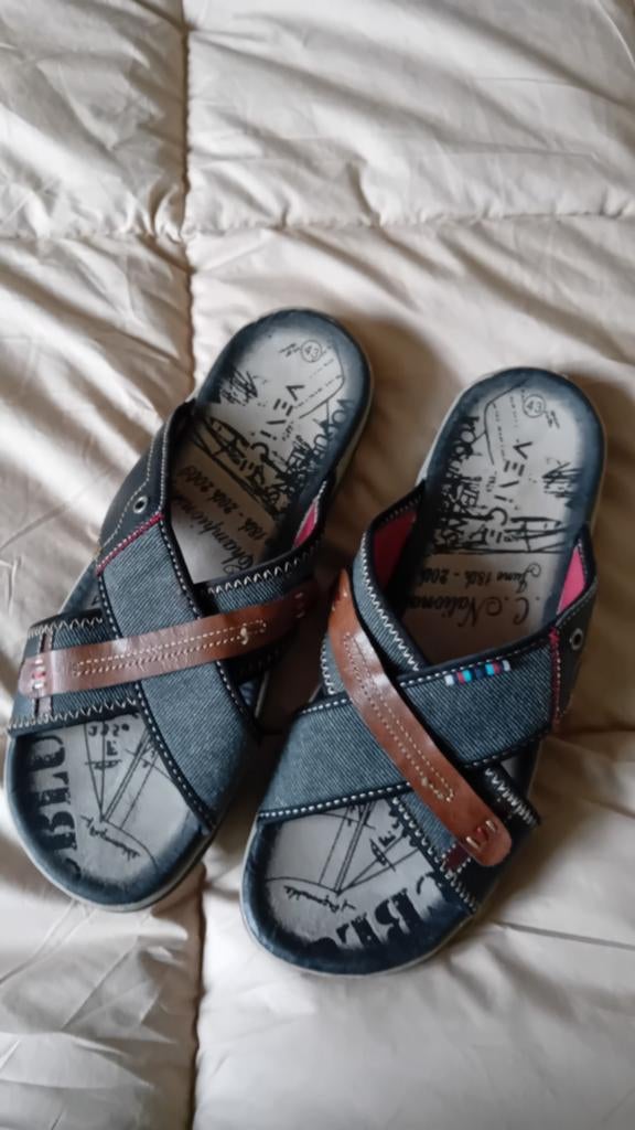 Slippers merk Ve/ice maat 43, Ophalen of Verzenden, Zo goed als nieuw