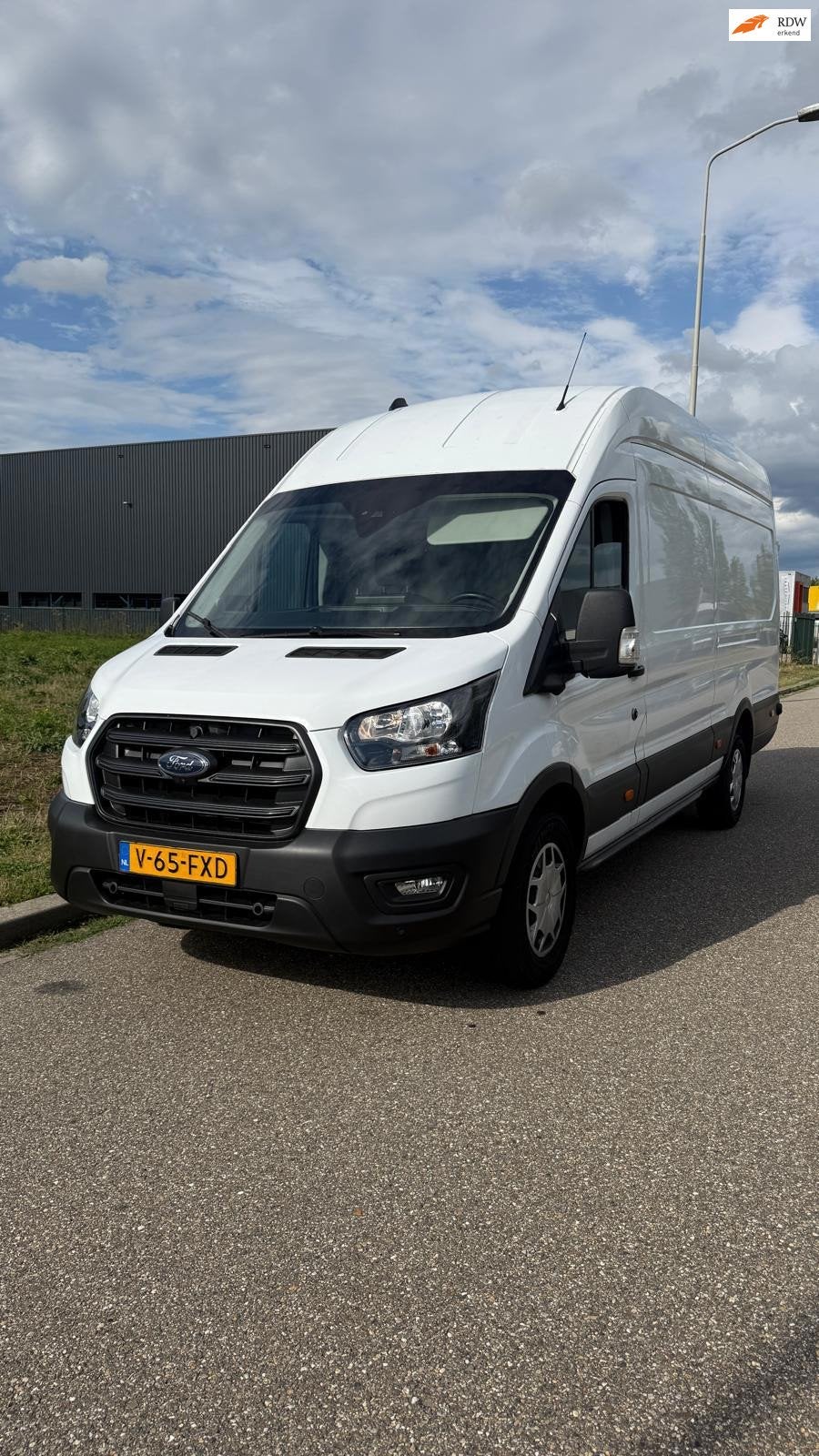 Ford TRANSIT 350 2.0 TDCI L4H3 Trend RWD, Auto's, 4 cilinders, Wit, Bedrijf, 2331 kg