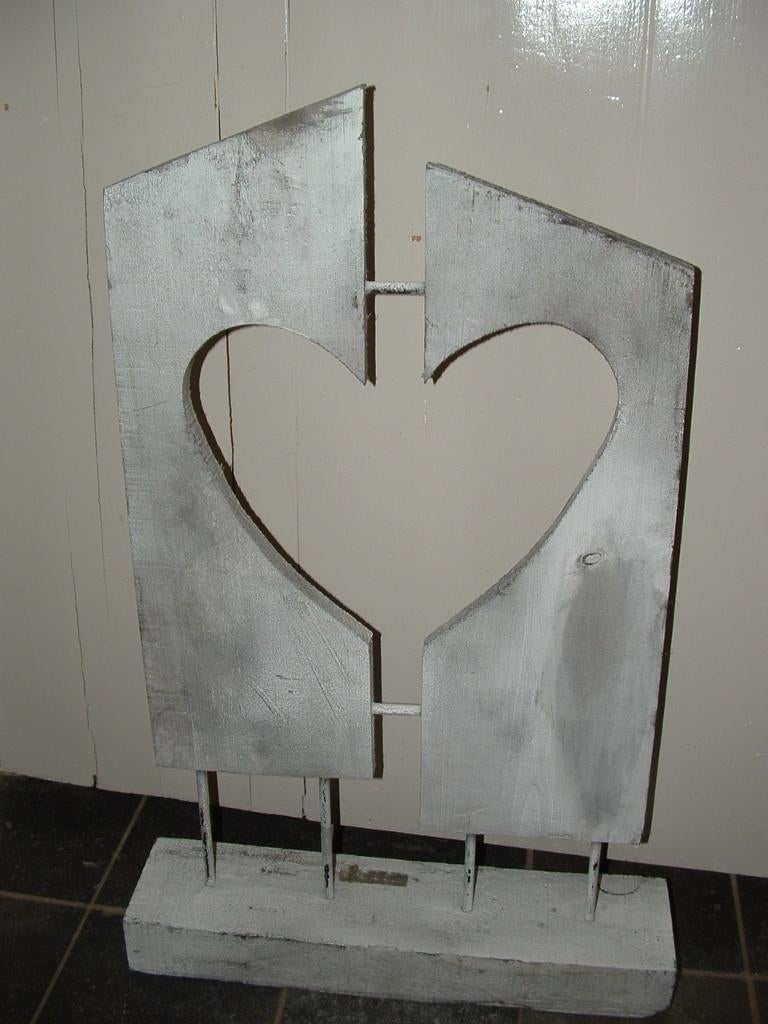 2x raamdecoratie houten hart op standaard deco, Huis en Inrichting, Overige Huis en Inrichting, Ophalen of Verzenden, Gebruikt