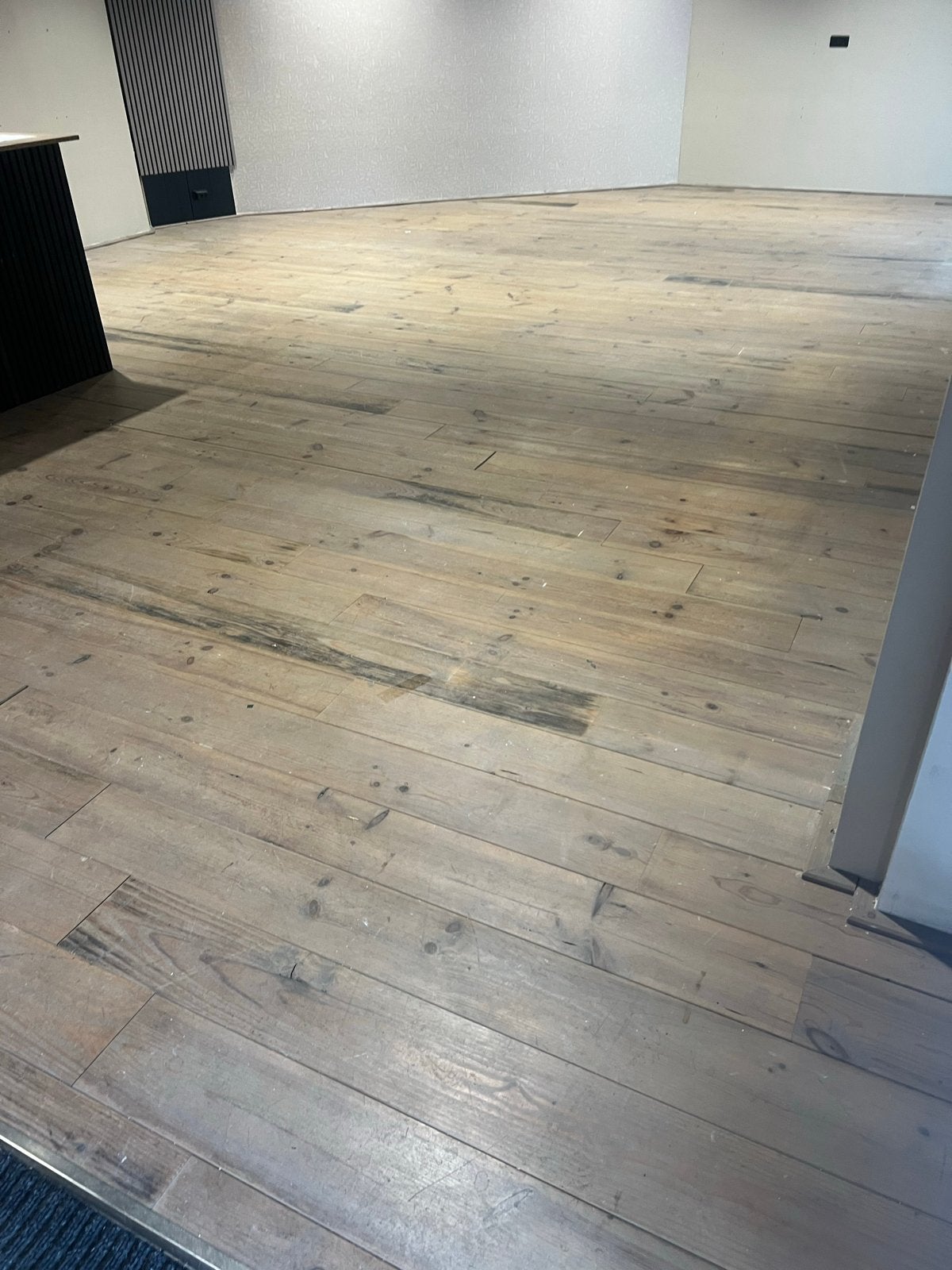 Natuurlijke gebruik houten vloer te koop _+70 m2, Doe-het-zelf en Verbouw, Hout en Planken, Ophalen, Gebruikt, 25 tot 50 mm, 250 tot 300 cm